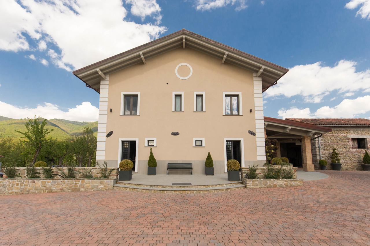 Casale Virginia Pensionat Cesariano Exteriör bild